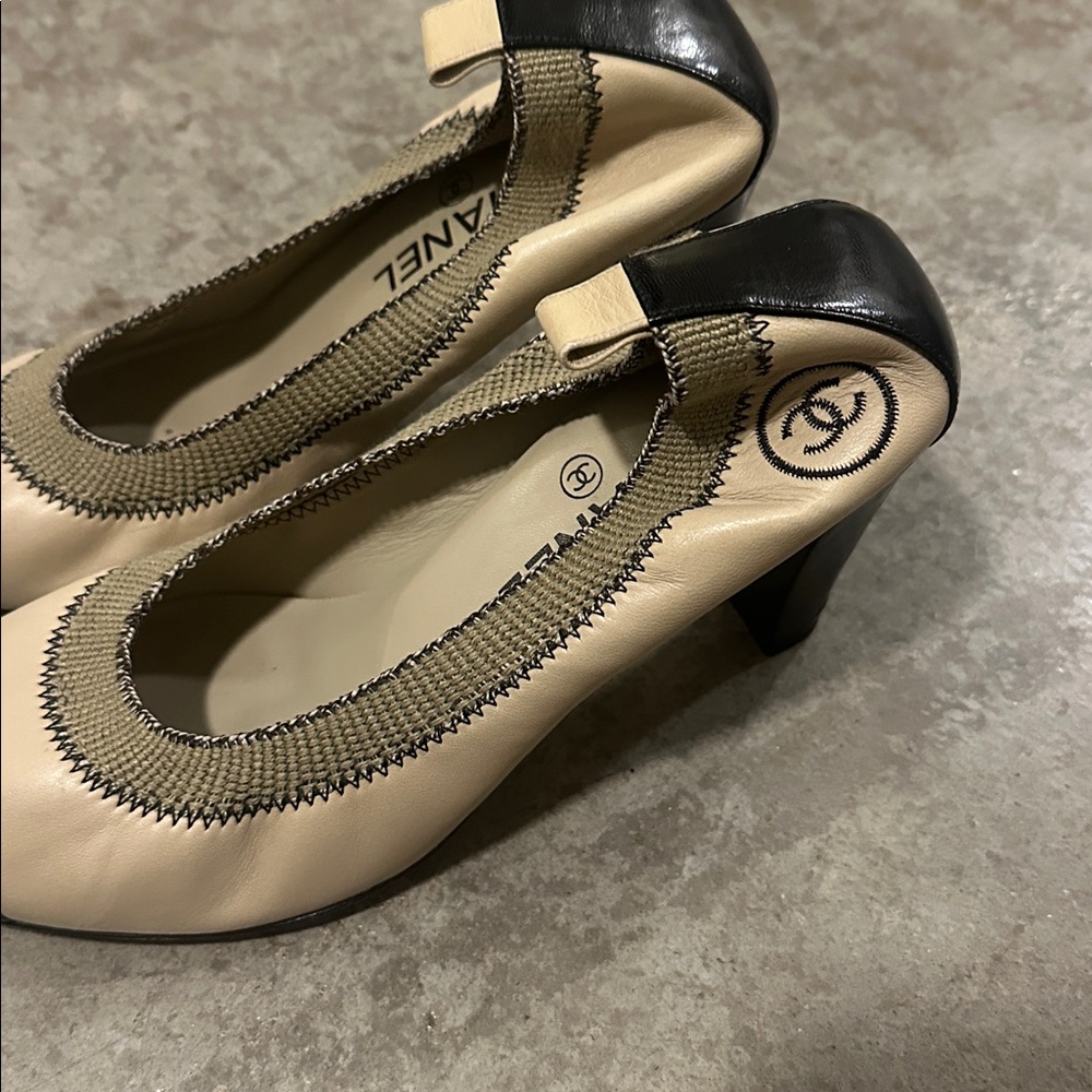 Chanel Heels - Picture 2 of 8